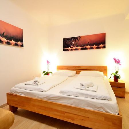 Ajo Central Vienna Luaran gambar